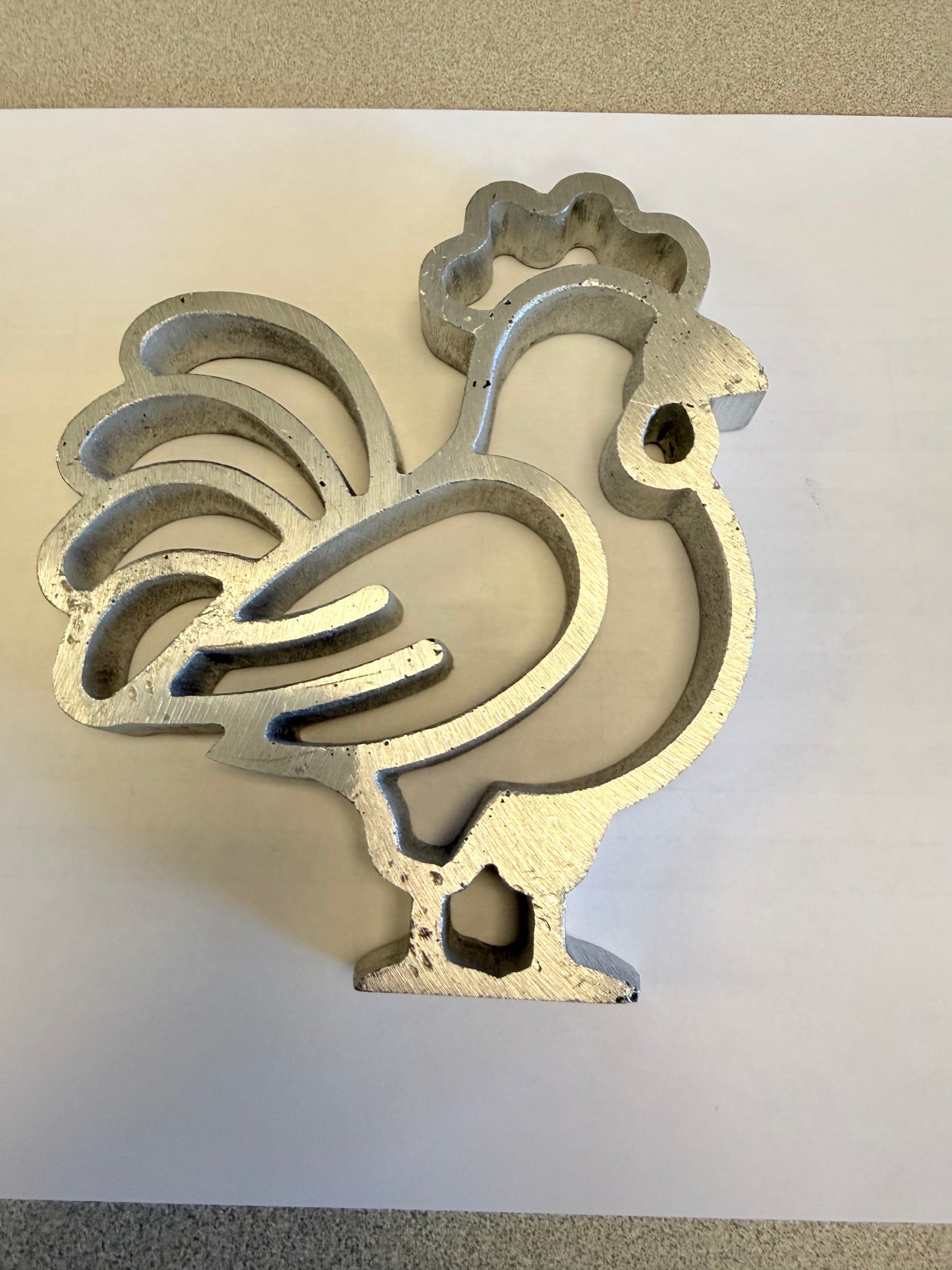 6 inch aluminum Gallito rooster buñuelo mold with handle for traditional Mexican buñuelos